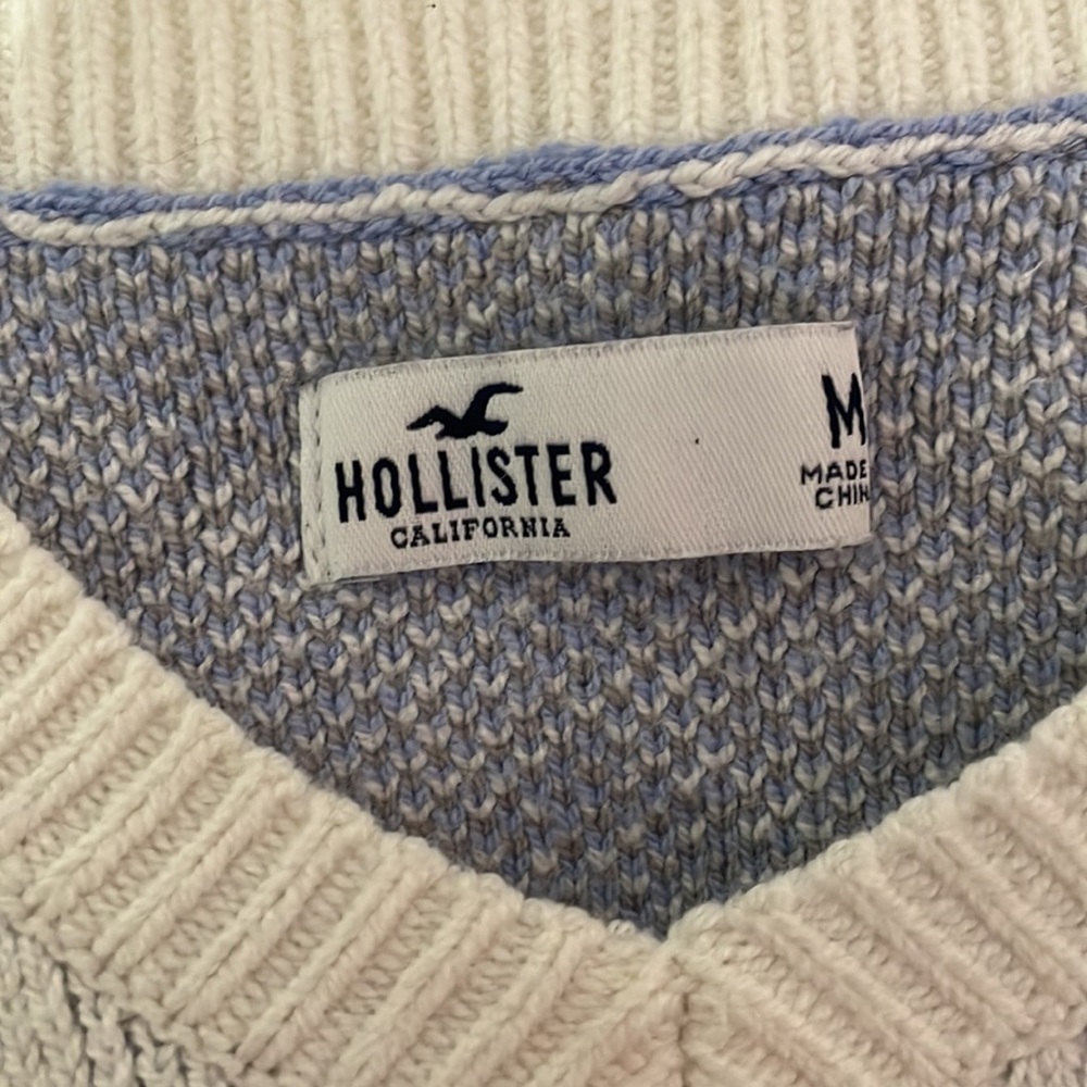 cropped blue/white plaid sweater vest - Picture 2 of 3